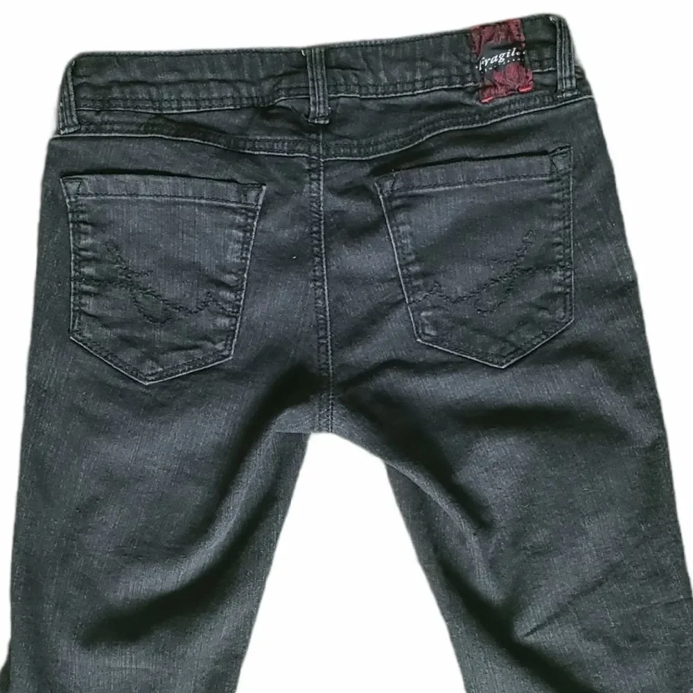 FRAGILE BLUEJEANS CROPPED BLACK - 5